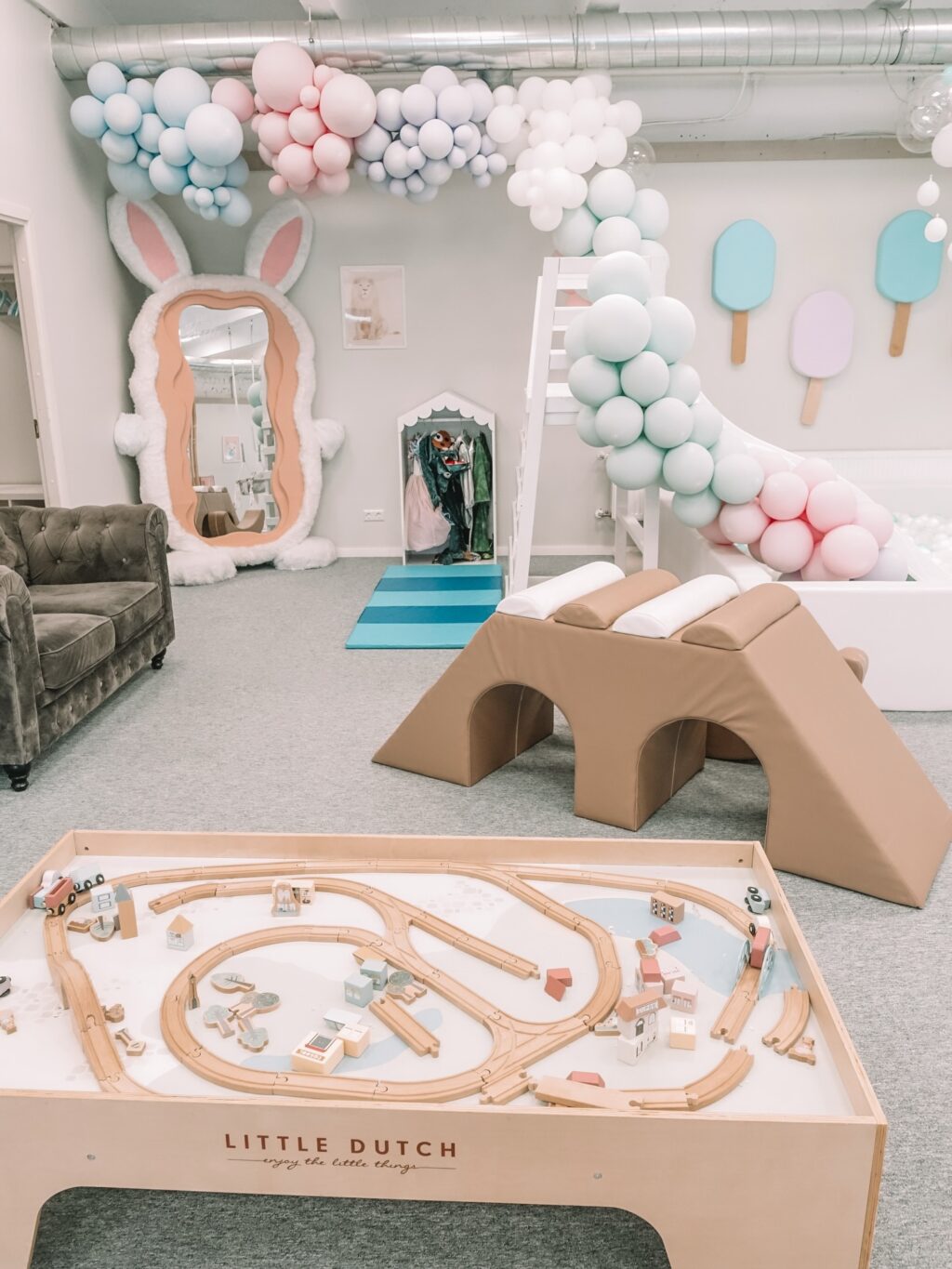 Instagram post from kukumangumaa. This post is in position 0.