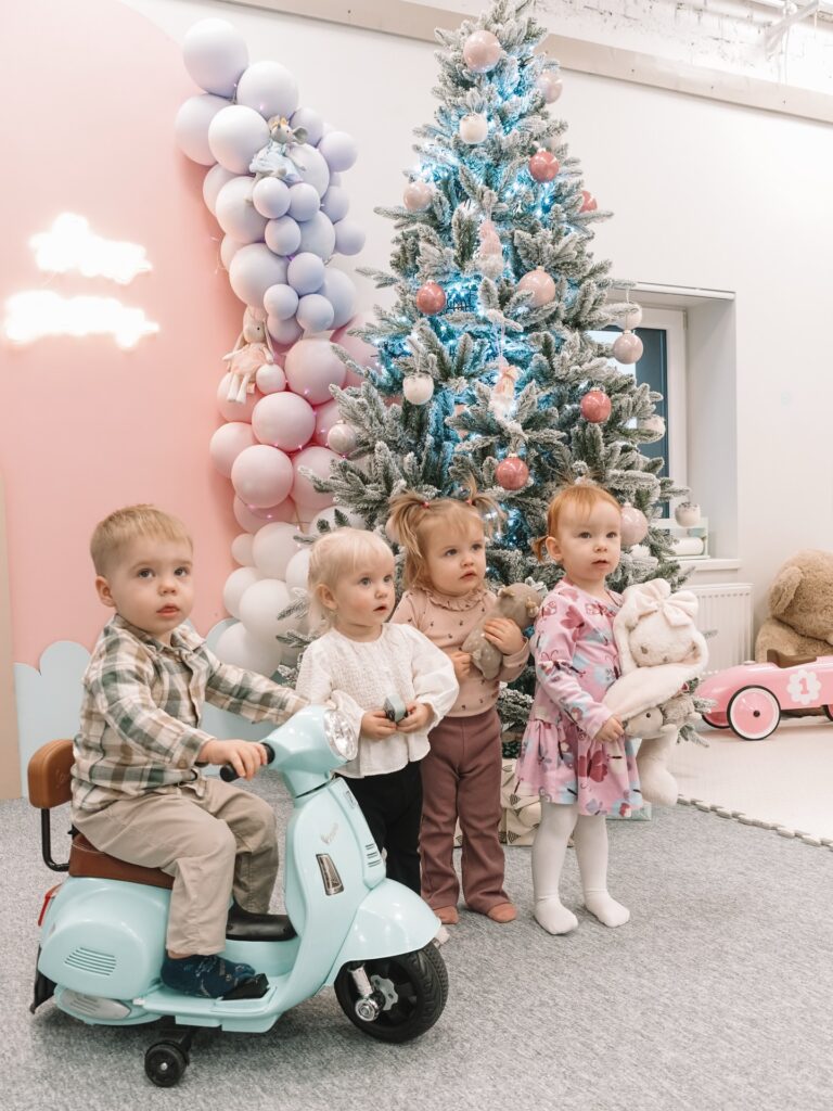 Instagram post from kukumangumaa. This post is in position 4.